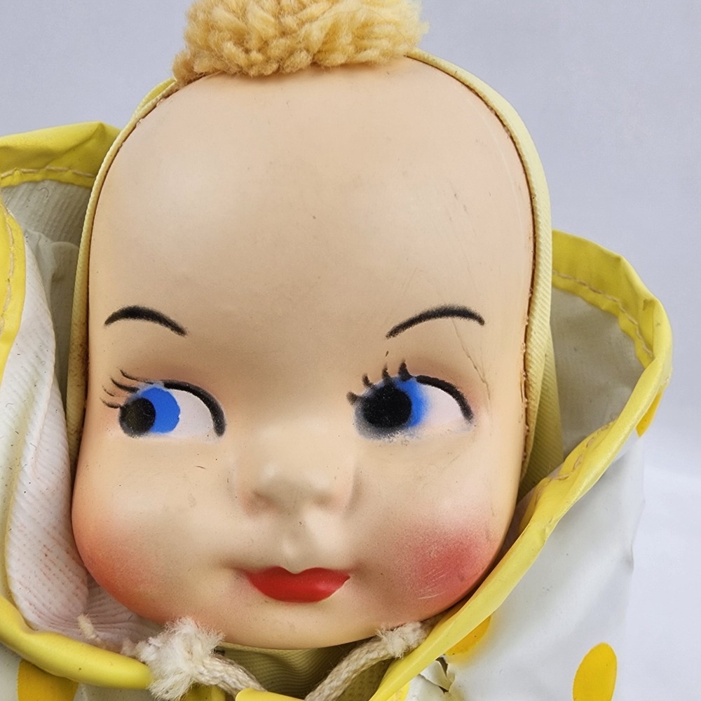 Vtg 1950s Baby Infant Bottle Warmer Doll Face Insulated Vinyl 12‎ In zipper
